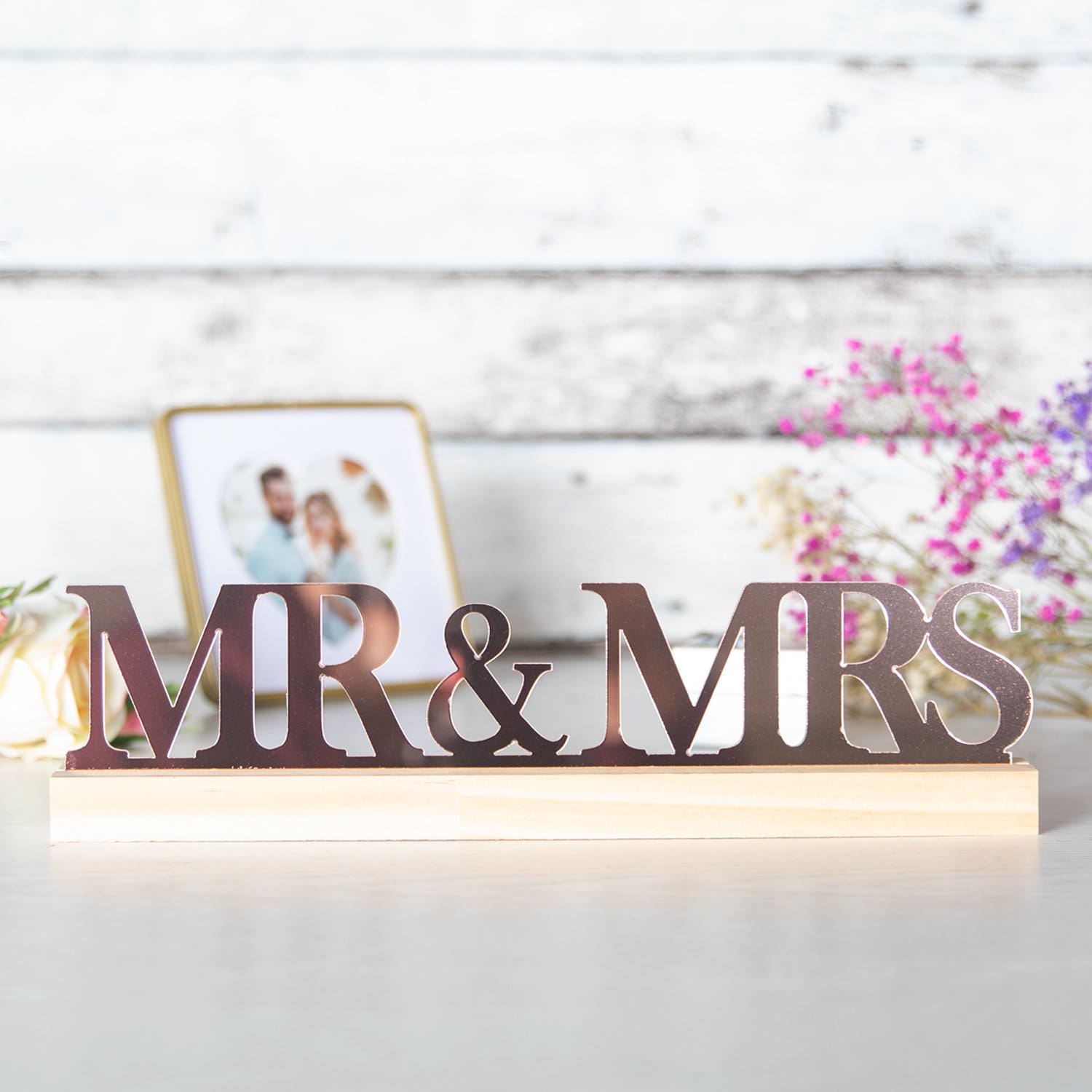 Hochzeitsaufsteller - Mr & Mrs mit Personalisierung
